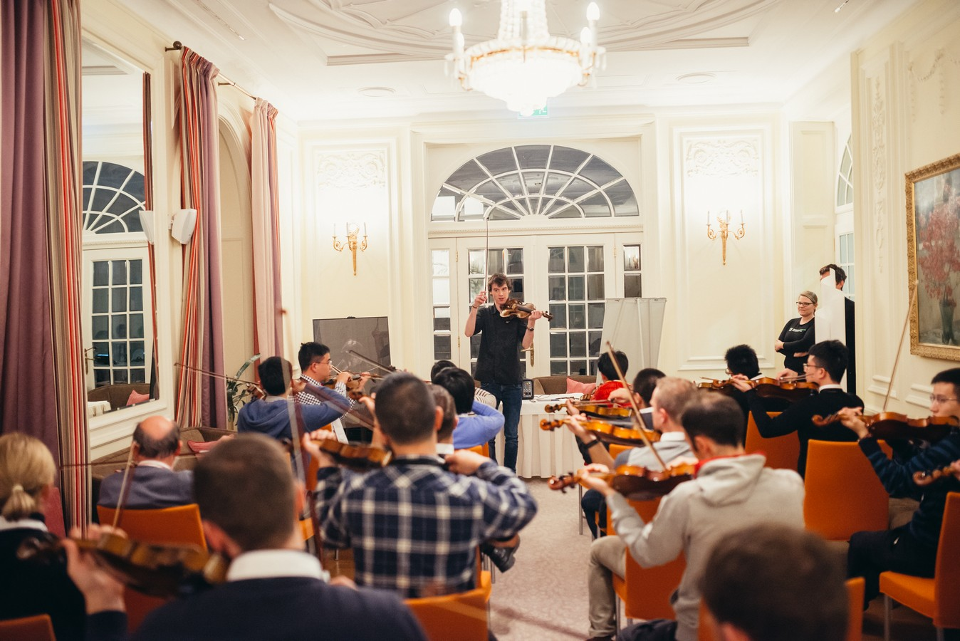Crescendo team building